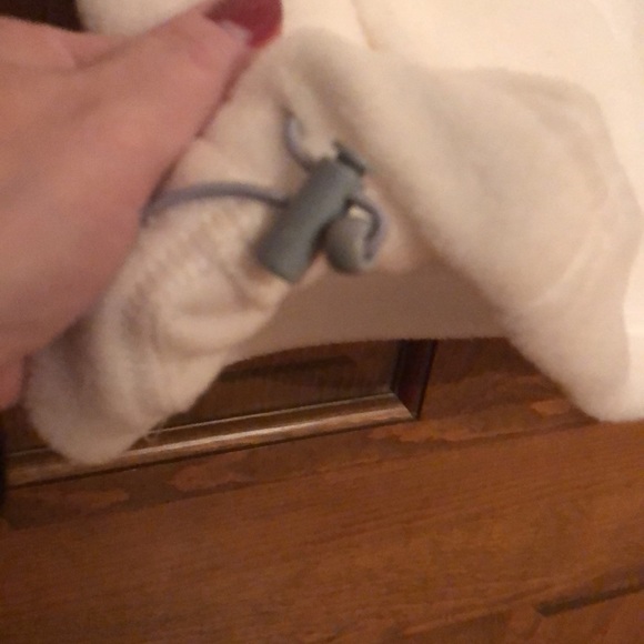 LIKE NEW Columbia Fleece Jacket - Picture 4 of 6